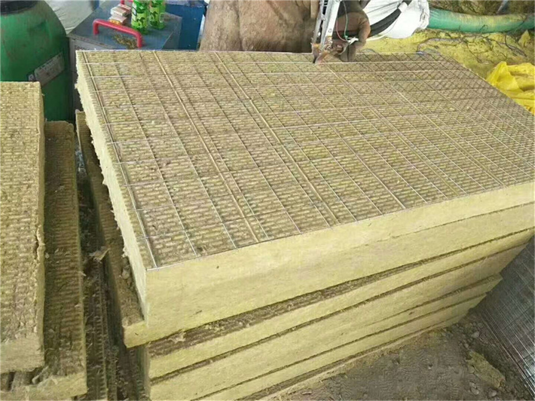 西寧輕質(zhì)巖棉復(fù)合板廠家